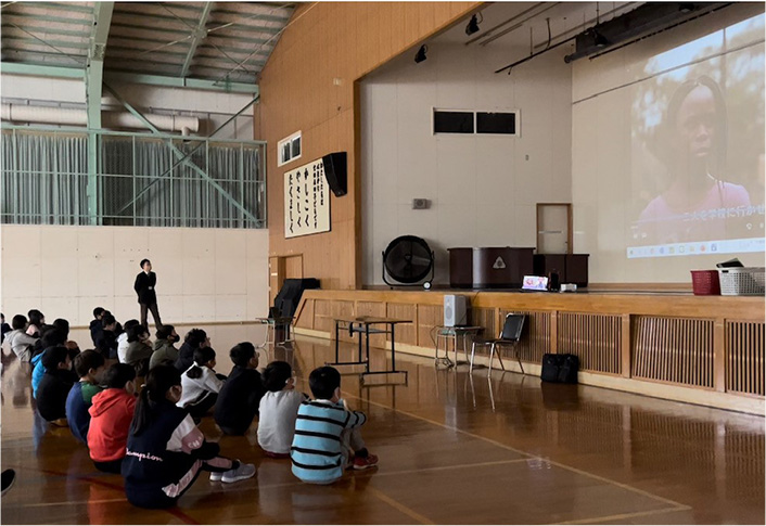 学校で取り組むフェアトレードの様子2 | 札幌宮の森小学校様